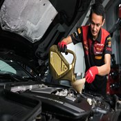 Car Oil Change Service in Dubai